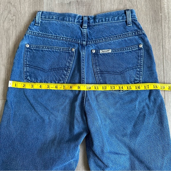 Vintage High Rise Jeans - Picture 6 of 6